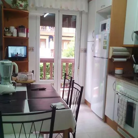 2 Bedrooms With Furnished Terrace And Wifi At *