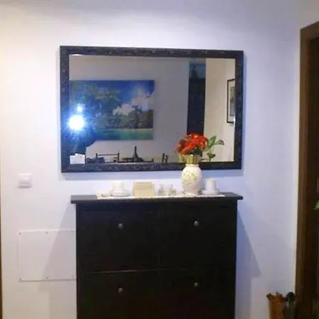 2 Bedrooms With Furnished Terrace And Wifi At